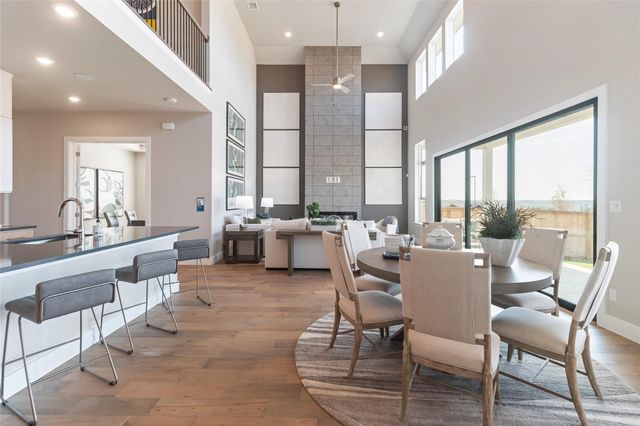 605 Crescent View DR, Georgetown, TX 78628