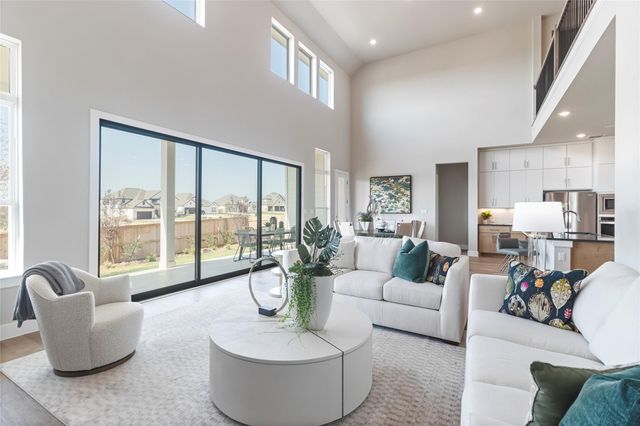 605 Crescent View DR, Georgetown, TX 78628