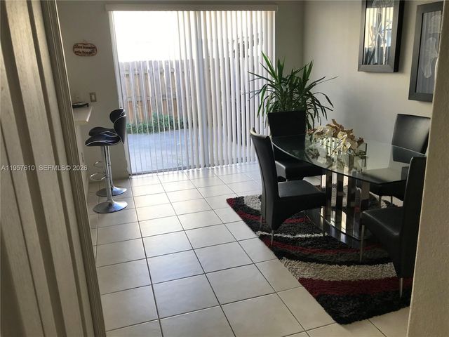 8031 W 36th Ave 2, Hialeah, FL 33018