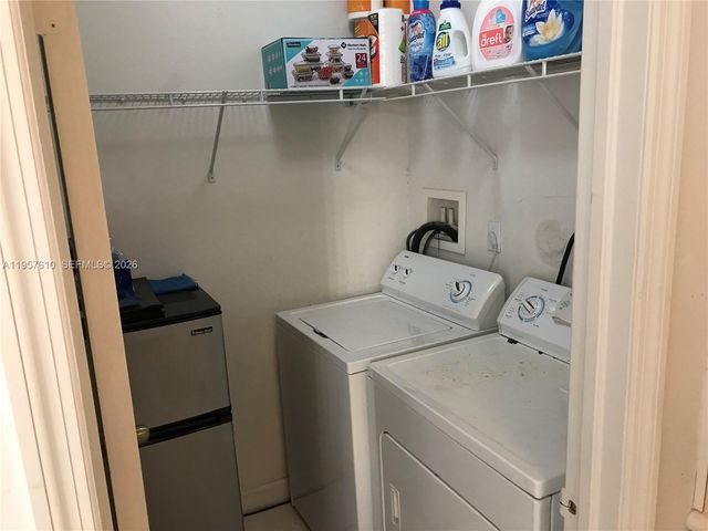 8031 W 36th Ave 2, Hialeah, FL 33018