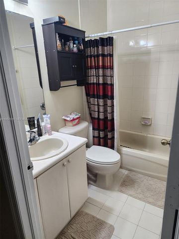 8031 W 36th Ave 2, Hialeah, FL 33018