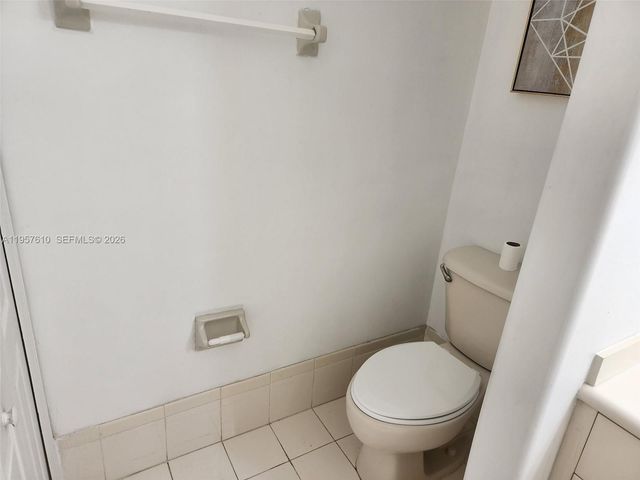 8031 W 36th Ave 2, Hialeah, FL 33018