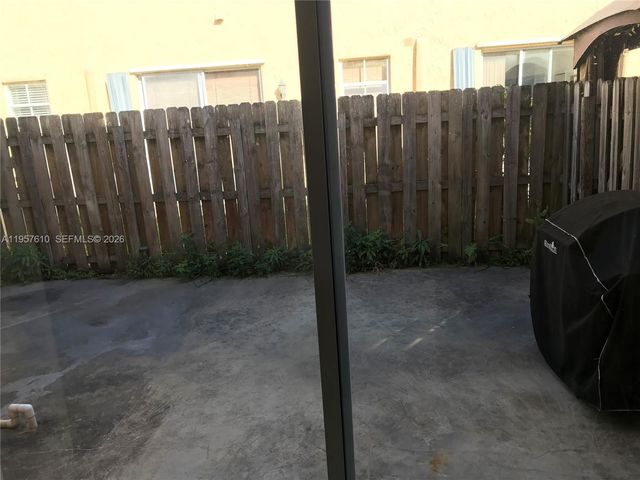 8031 W 36th Ave 2, Hialeah, FL 33018