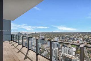 88 SW 7th St 4110, Miami, FL 33130