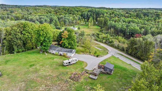 2147 Wildwood Trail, East Jordan, MI 49727