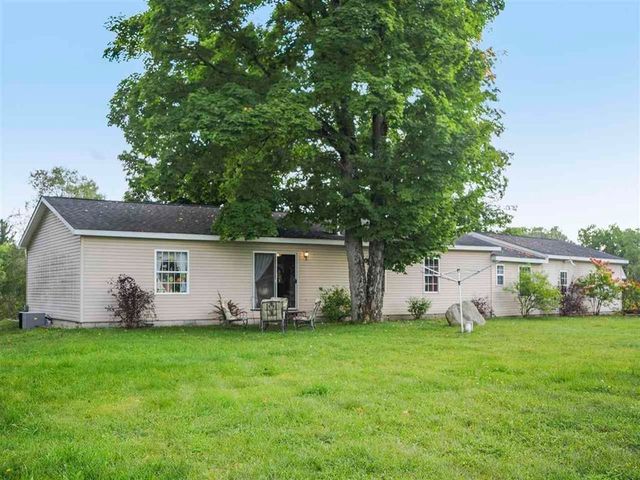 2147 Wildwood Trail, East Jordan, MI 49727