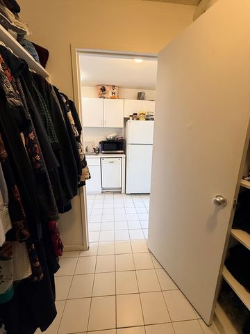 44 Washington St 712, Brookline, MA 02445