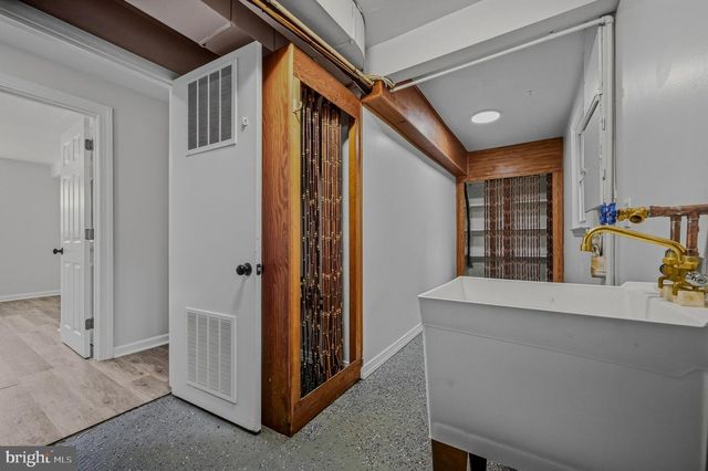 2415 RAMBLER RD, Wilmington, DE 19810