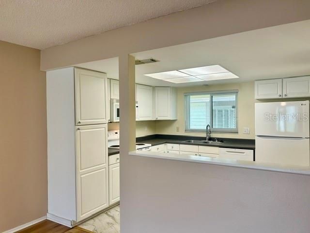 2506 OAKLEAF LANE 25B, Clearwater, FL 33763