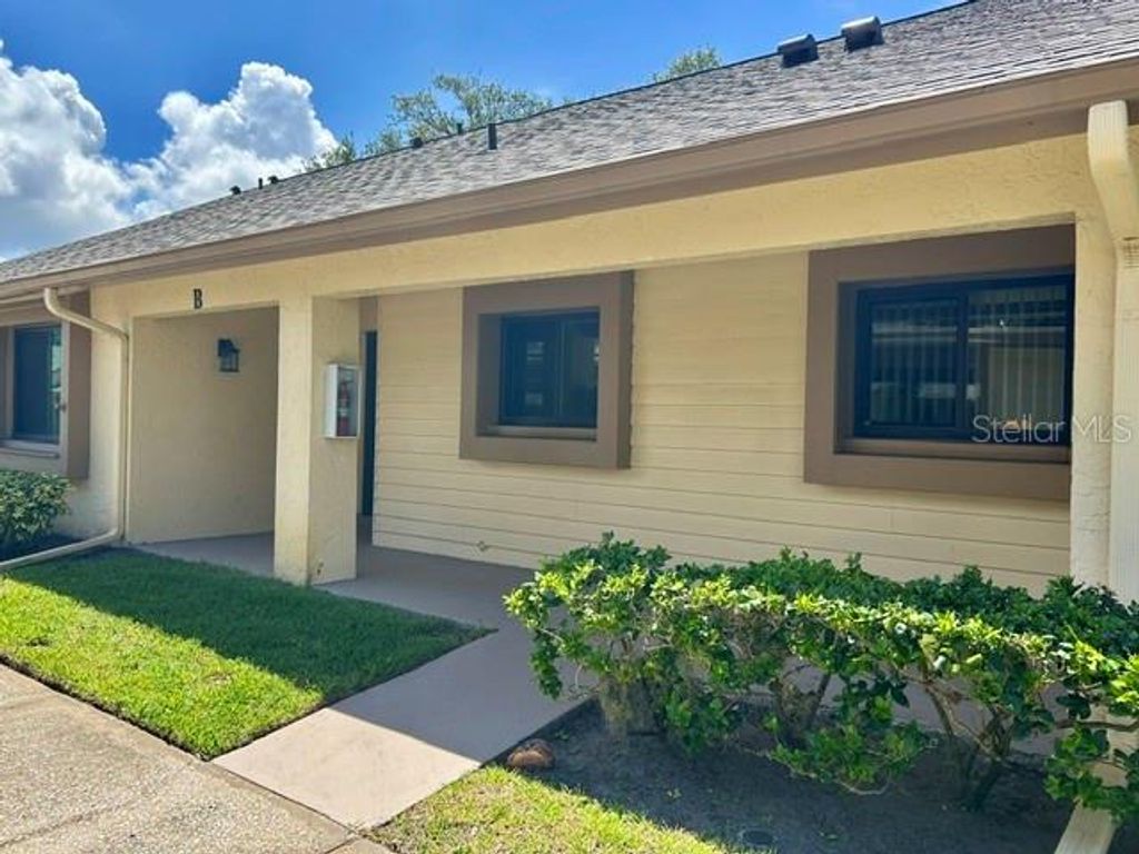 2506 OAKLEAF LANE 25B, Clearwater, FL 33763