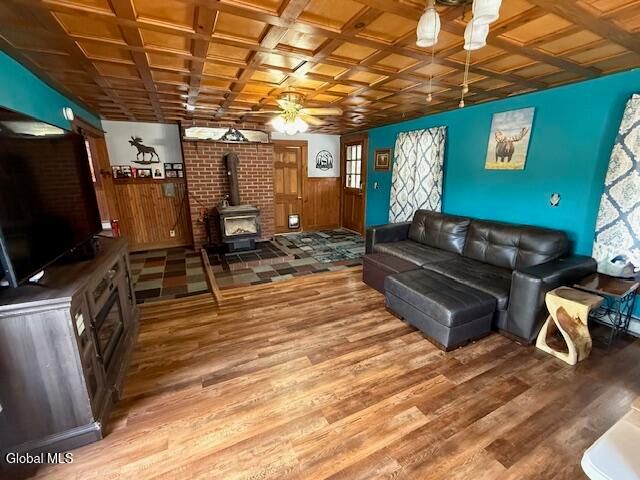 4 Raceville Road, Hampton, NY 12837