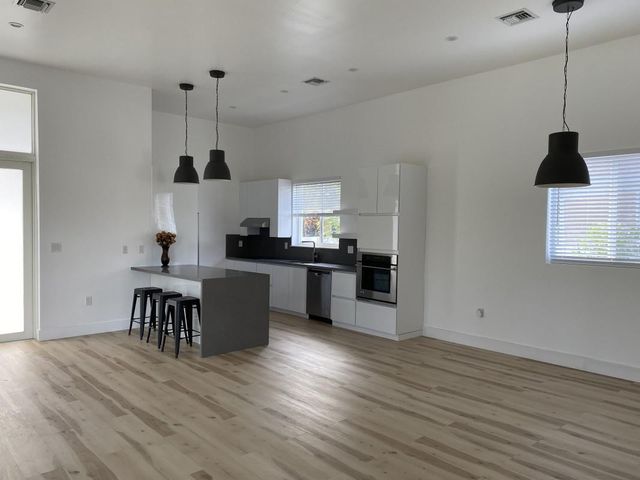 55 SE 13th Street, Dania Beach, FL 33004