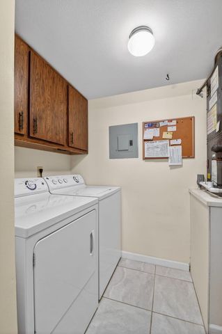 310 Pine Ridge Circle B-1, Greenacres, FL 33463