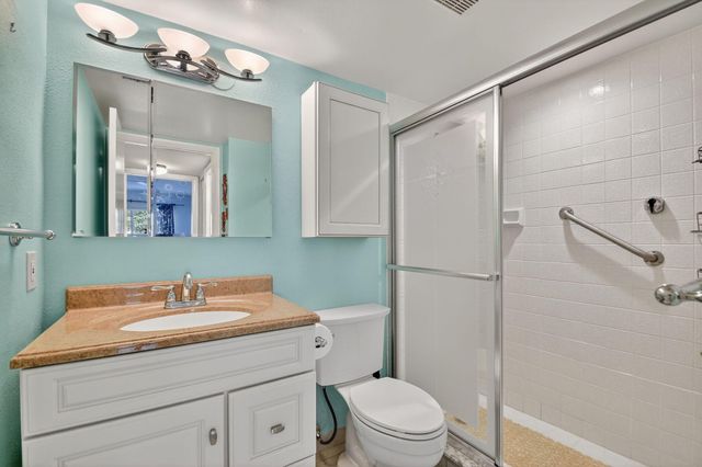 310 Pine Ridge Circle B-1, Greenacres, FL 33463