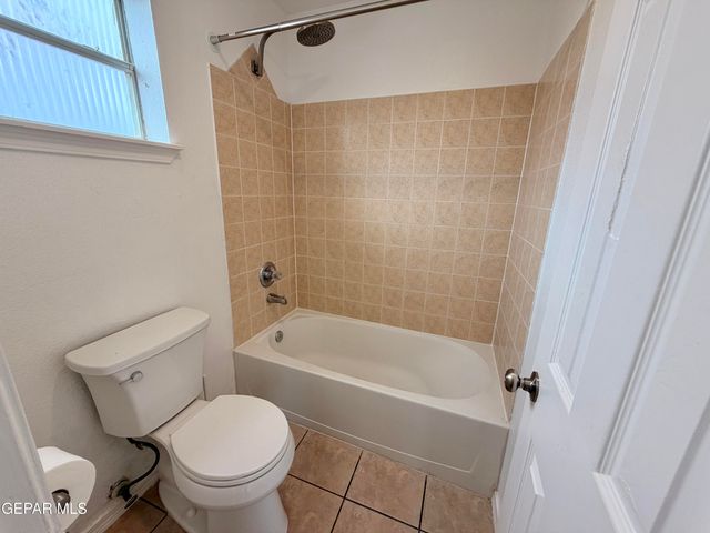 3629 CAVE PALM Place, El Paso, TX 79936