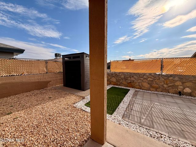 3629 CAVE PALM Place, El Paso, TX 79936