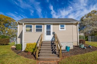 17 D Street, Inman, SC 29349