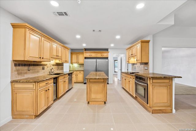 5919 Windy Cove, Windcrest, TX 78239