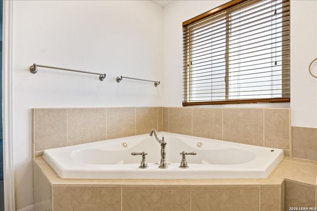 5919 Windy Cove, Windcrest, TX 78239