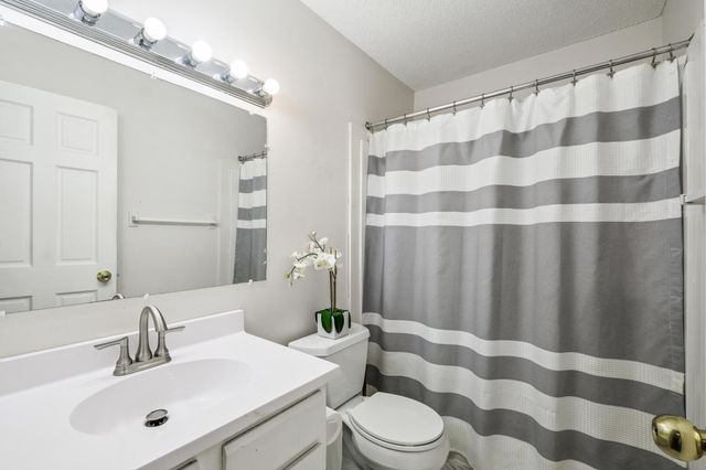 12463 Drake Street NW, Coon Rapids, MN 55448