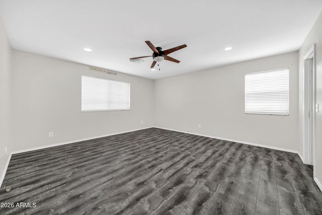 2913 W FREMONT Road, Phoenix, AZ 85041