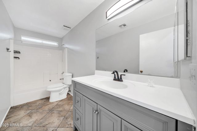 2913 W FREMONT Road, Phoenix, AZ 85041