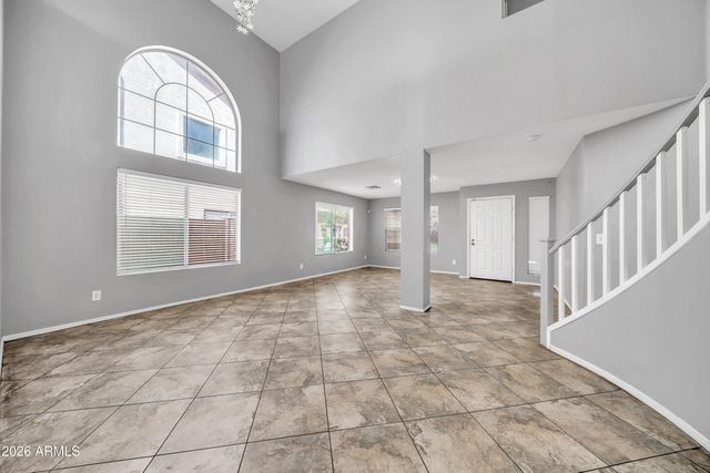 2913 W FREMONT Road, Phoenix, AZ 85041