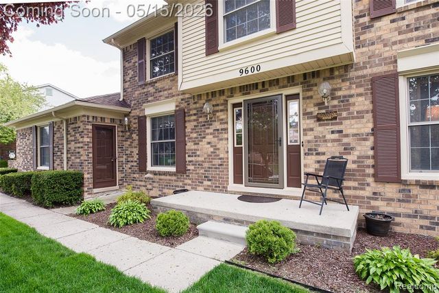 9600 Winterset Circle, Plymouth, MI 48170