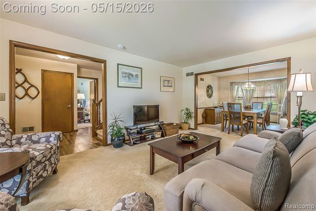9600 Winterset Circle, Plymouth, MI 48170