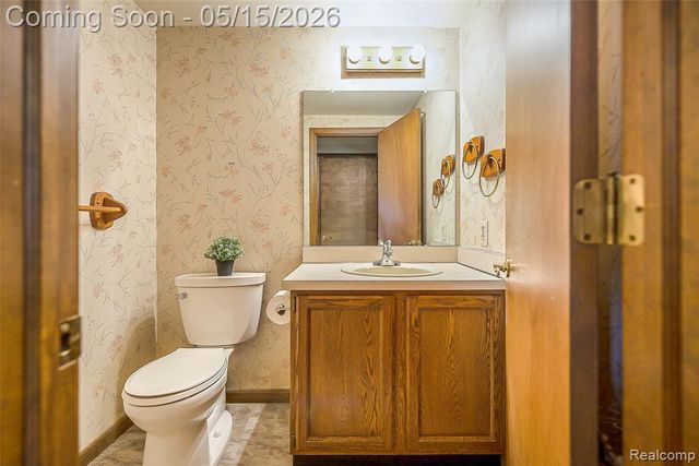 9600 Winterset Circle, Plymouth, MI 48170