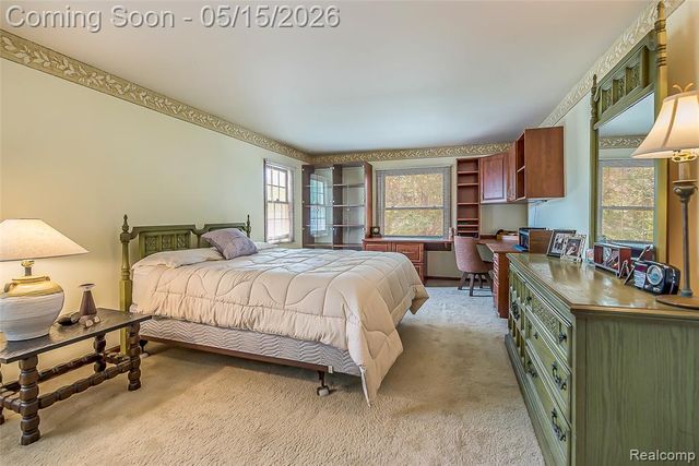 9600 Winterset Circle, Plymouth, MI 48170