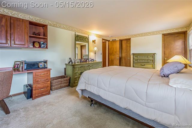 9600 Winterset Circle, Plymouth, MI 48170