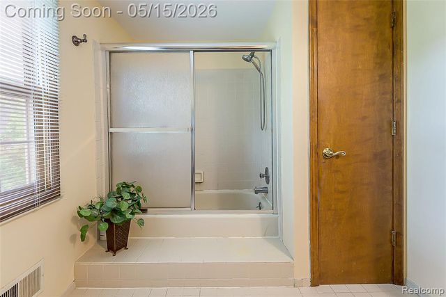 9600 Winterset Circle, Plymouth, MI 48170