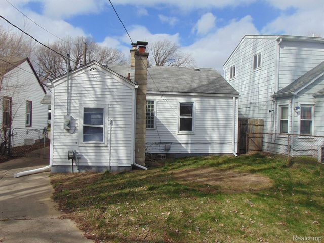 8454 SHERMAN Avenue, Warren, MI 48089