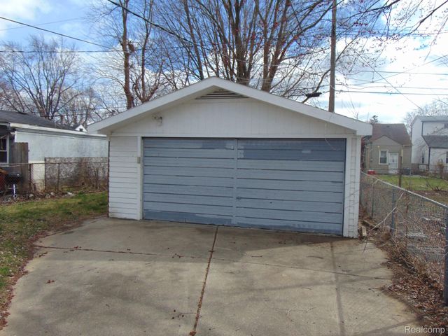 8454 SHERMAN Avenue, Warren, MI 48089