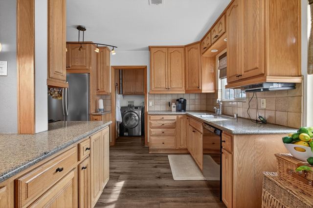 5444 E Main St, Stockton, CA 95215