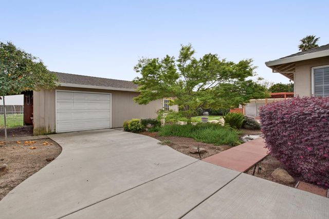 5444 E Main St, Stockton, CA 95215