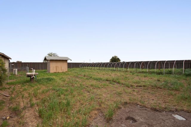 5444 E Main St, Stockton, CA 95215