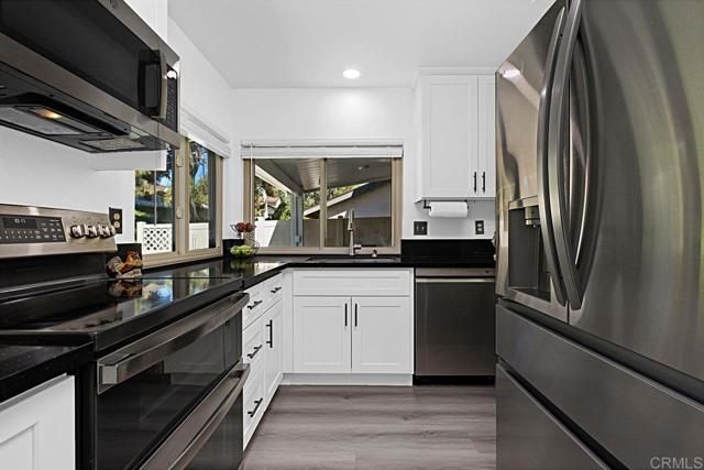 235 Crestview Glen, Escondido, CA 92026