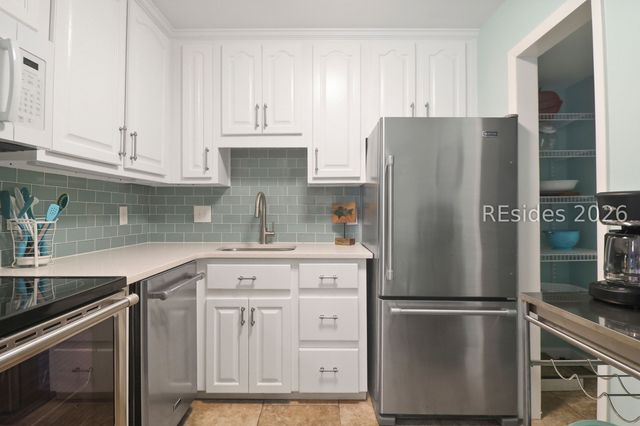 125 Cordillo Pkwy Apt 23, Hilton Head Island, SC 29928