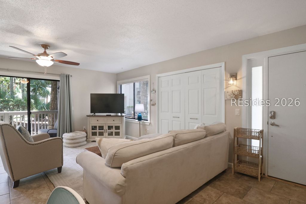 Image 12 of property listing at 125 Cordillo Pkwy Apt 23, Hilton Head Island, SC 29928