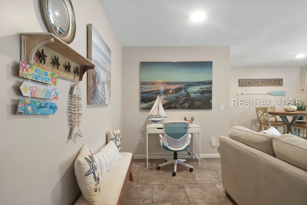 Image 17 of property listing at 125 Cordillo Pkwy Apt 23, Hilton Head Island, SC 29928