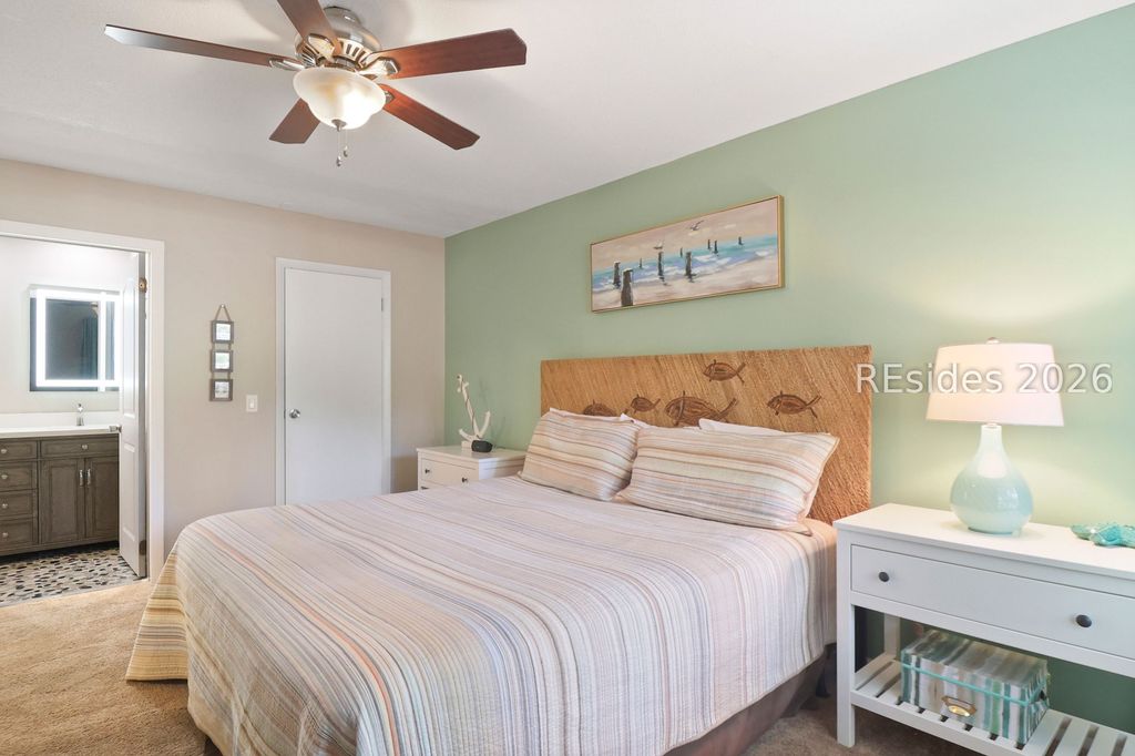 Image 19 of property listing at 125 Cordillo Pkwy Apt 23, Hilton Head Island, SC 29928
