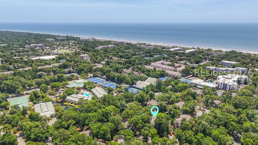 Image 35 of property listing at 125 Cordillo Pkwy Apt 23, Hilton Head Island, SC 29928