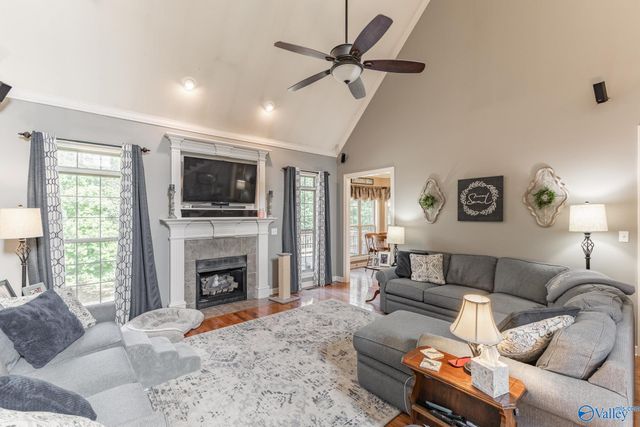 24755 Richmond Drive, Athens, AL 35613