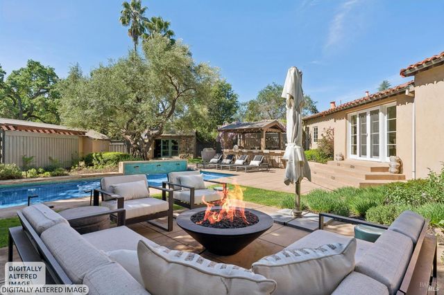 1021 Rose Dr, Napa, CA 94558