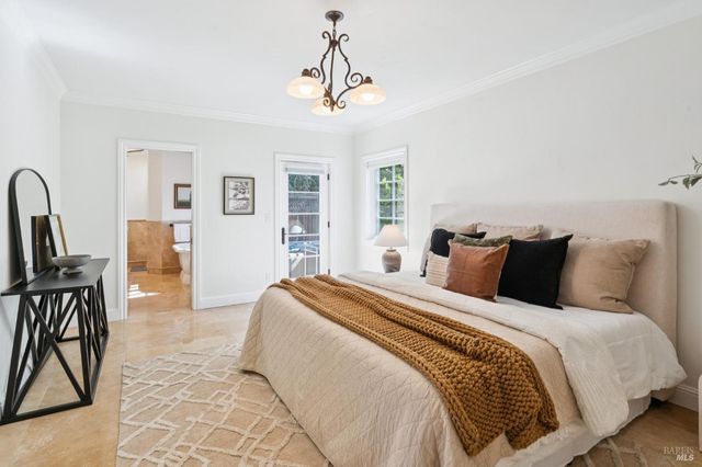 1021 Rose Dr, Napa, CA 94558