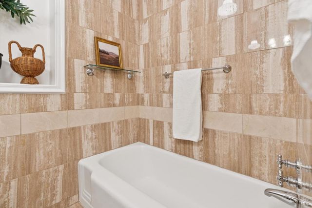 1021 Rose Dr, Napa, CA 94558