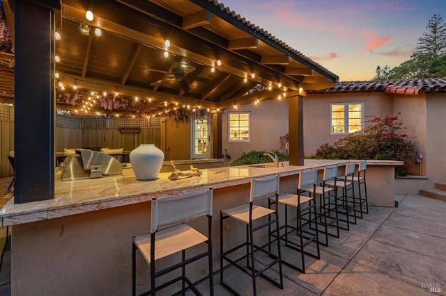 1021 Rose Dr, Napa, CA 94558