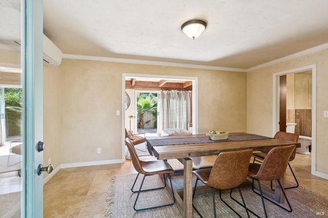 1021 Rose Dr, Napa, CA 94558